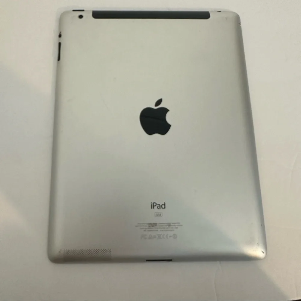 Apple iPad 2 Wi-Fi 3G 32GB Black Model A 1396 comes with box and USB charger
